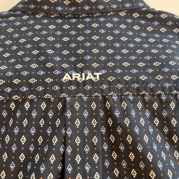 Ariat Button Down Shirt Size XXL - Picture 2 of 8